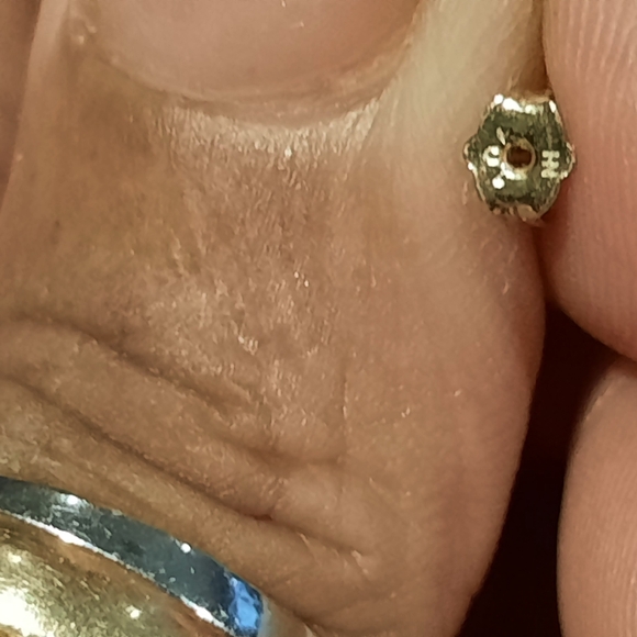 NWT AUTHENTIC SEXXY SAPPHIRE SEPT BIRTHSTONE STUD EARRINGS SOLID 10K YELLOW GOLD - Picture 4 of 7